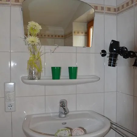 شقة Haus Erika *