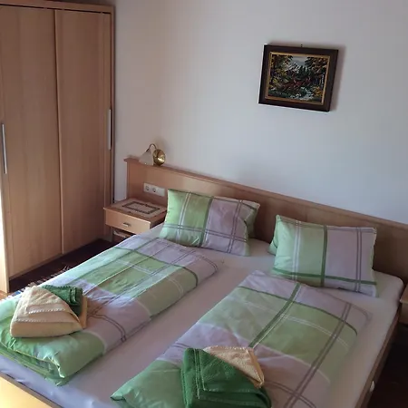 Haus Erika * واغراين